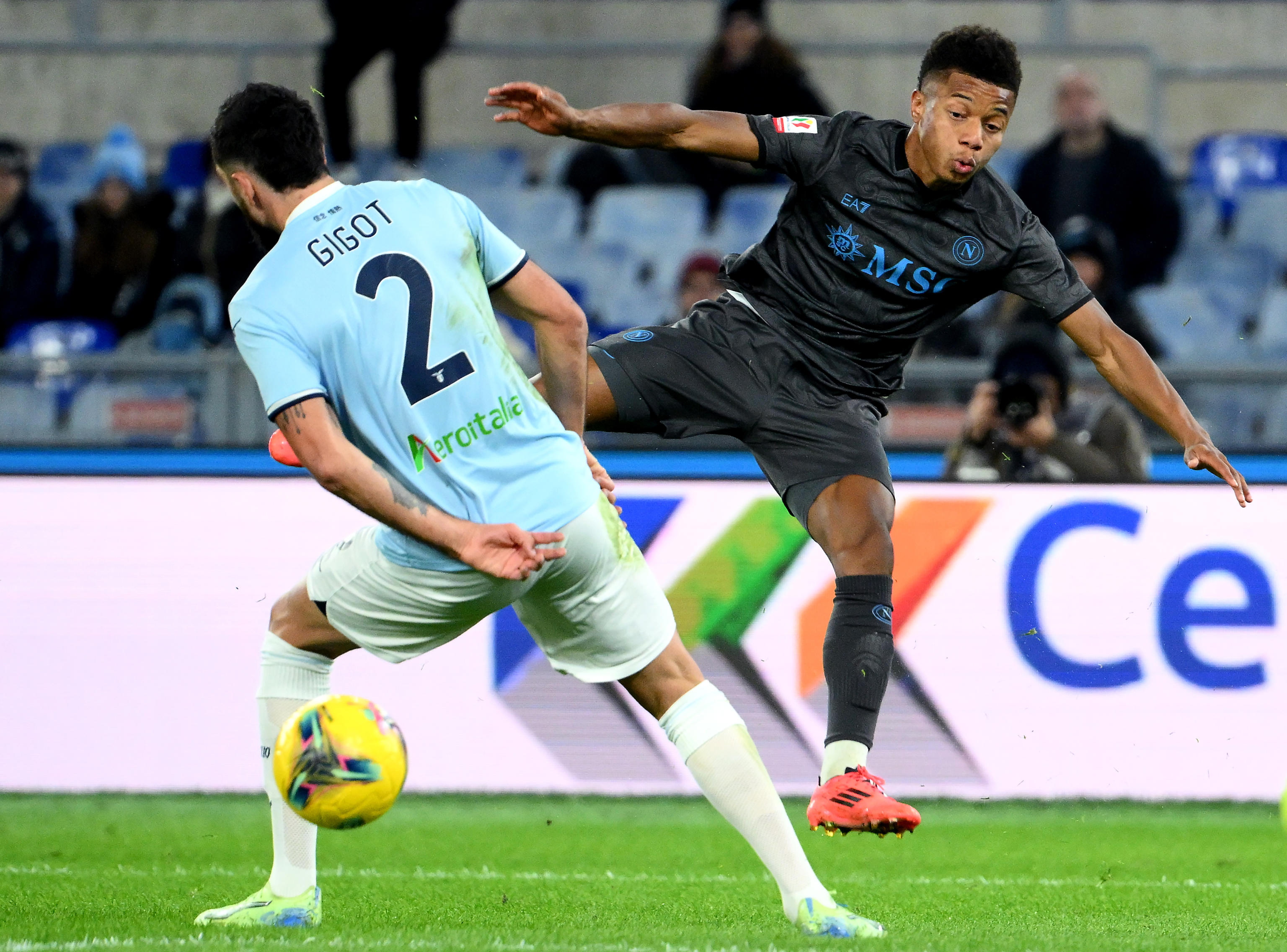 关于今晨意大利杯传出新动向；拉齐奥内部沟通；管理层表态——球迷炸锅；球探报告显示潜力的信息-牛牛平台